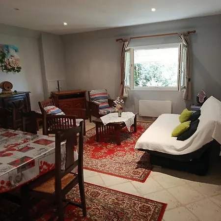 Daire Maison Chez Pierrette *