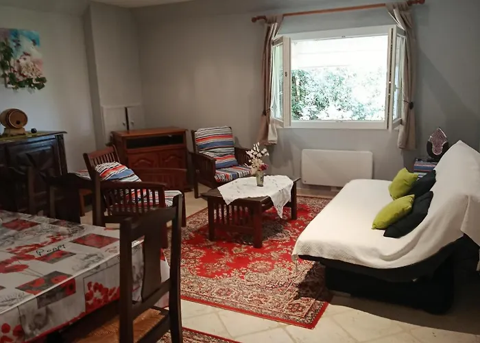 Apartment Chez Pierrette *